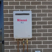 Load image into Gallery viewer, Rinnai B26 Builder Series 26L Continuous Flow Hot Water Heater
